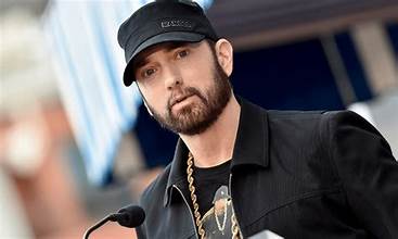 Read more about the article Eminem’s Epic Struggle: From Classroom Catastrophe to Rap Royalty